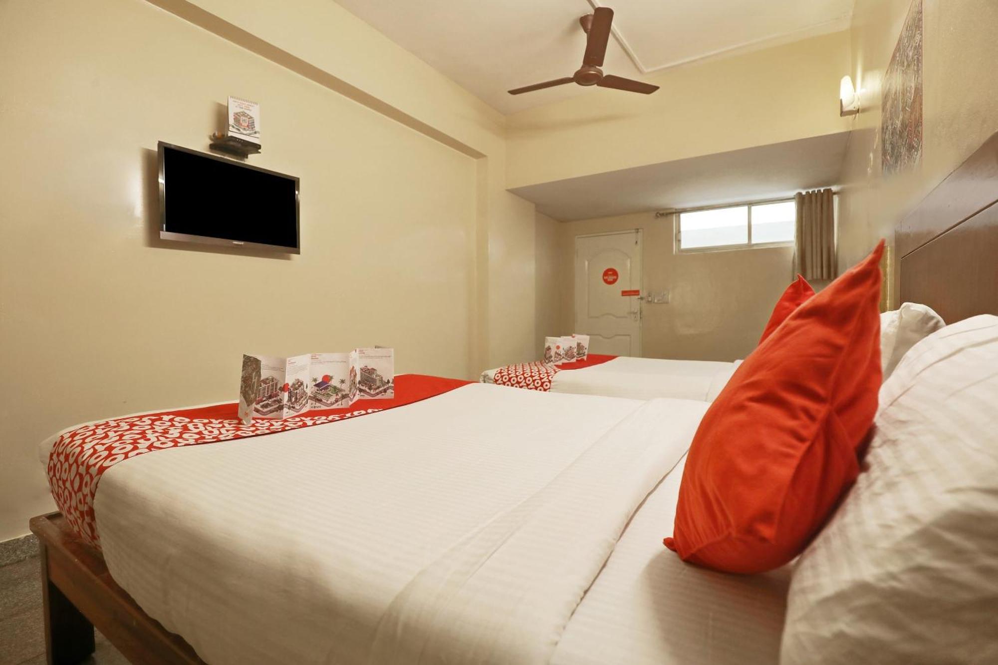 Oyo Flagship Hotel Archana Comforts Bengaluru Kültér fotó